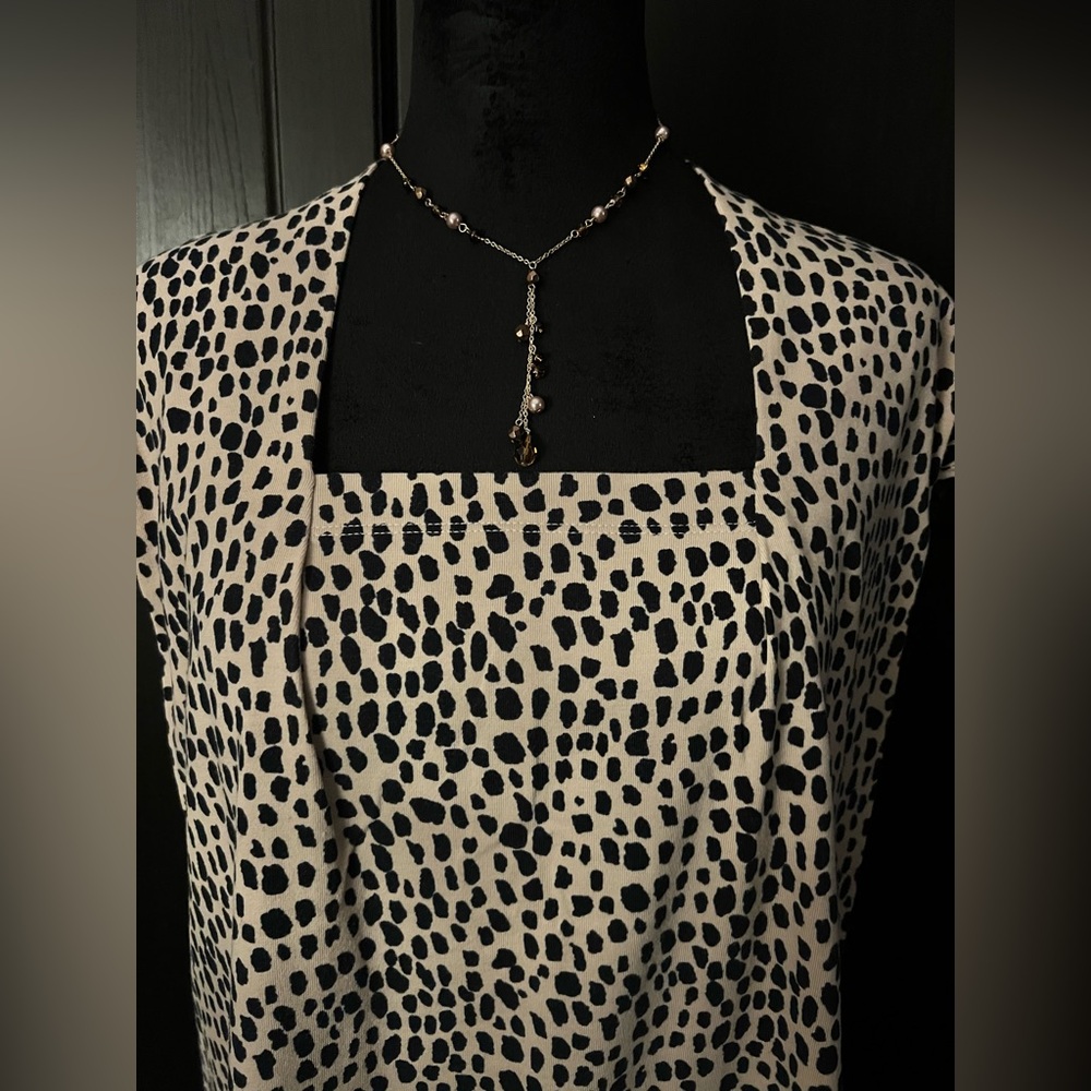 Women’s short sleeve shirt